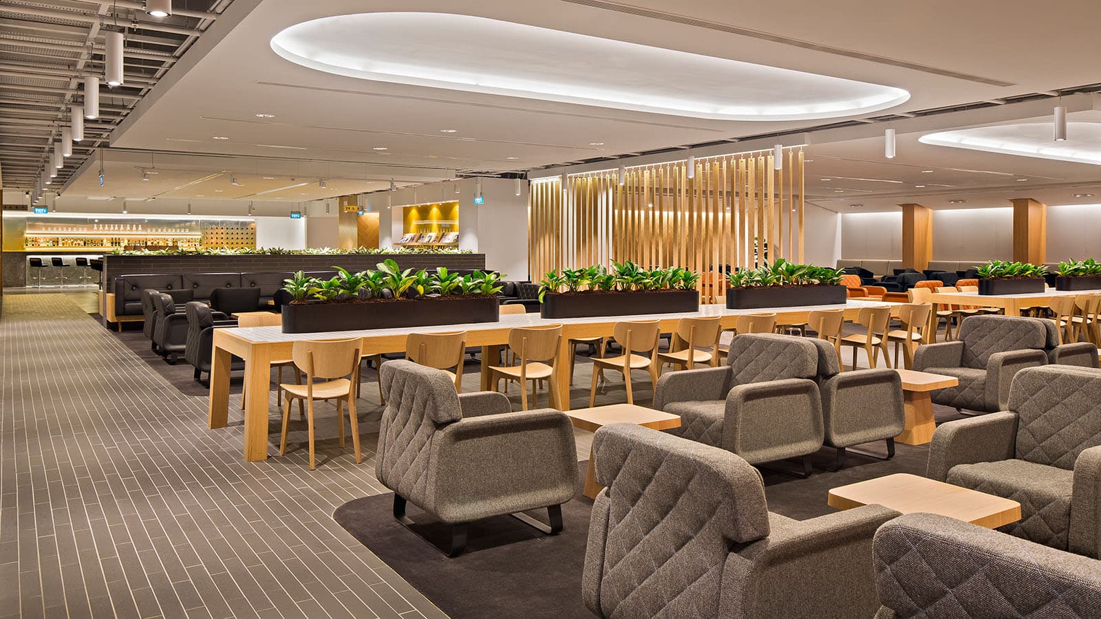 Qantas International Business Lounge - Image 1